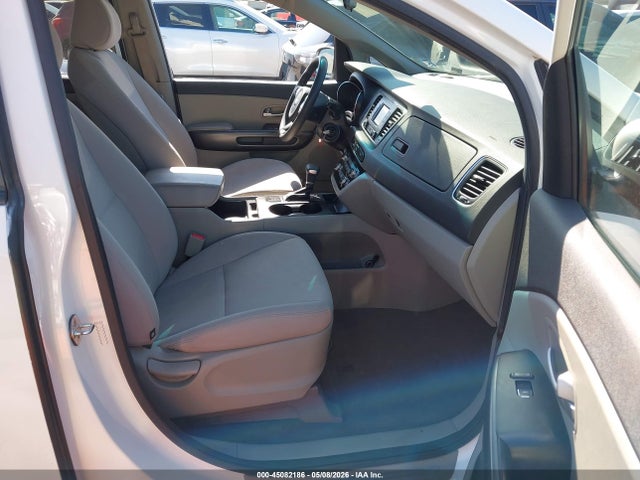 Kia Sedona Lx