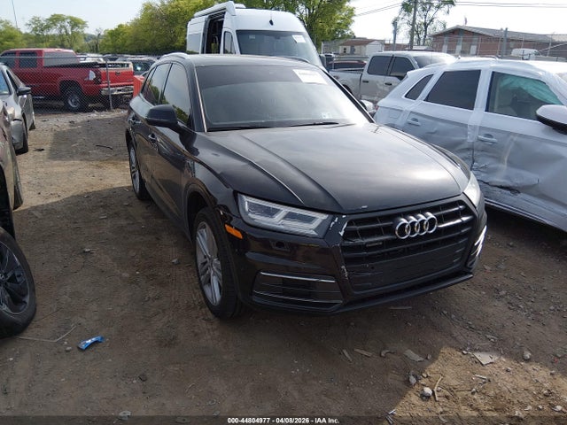 Salvage Audi Q5 Image