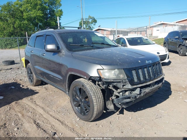 Salvage Jeep Grand Cherokee Image