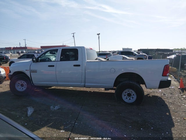Ram 2500 Tradesman  4x2 8' Box