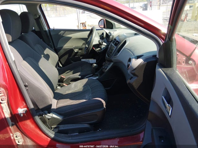 Chevrolet Sonic Lt Auto