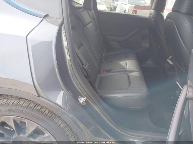 Tesla Model Y Long Range Dual Motor All-wheel Drive