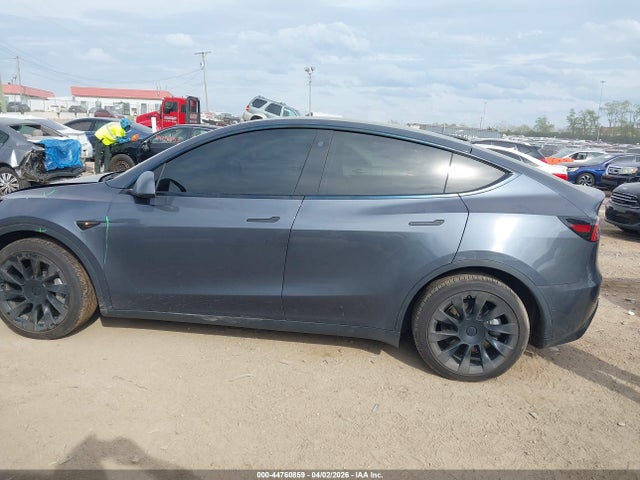 Tesla Model Y Long Range Dual Motor All-wheel Drive