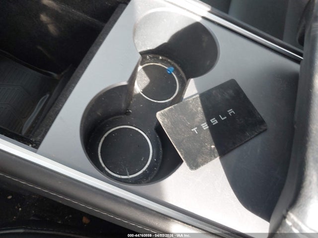 Tesla Model Y Long Range Dual Motor All-wheel Drive