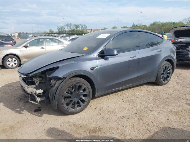 Tesla Model Y Long Range Dual Motor All-wheel Drive