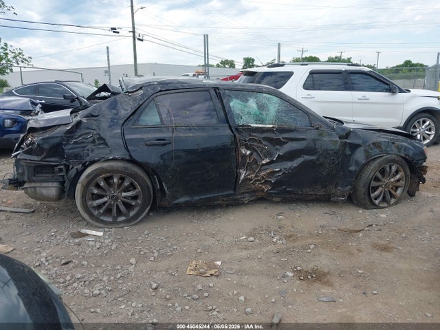 Chrysler 300 300s