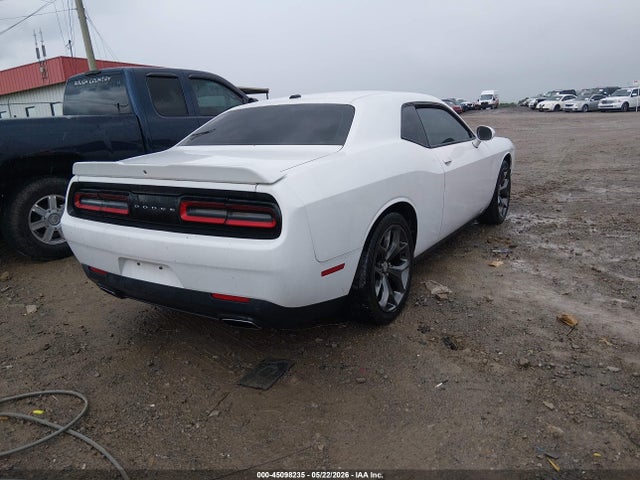 Dodge Challenger Sxt