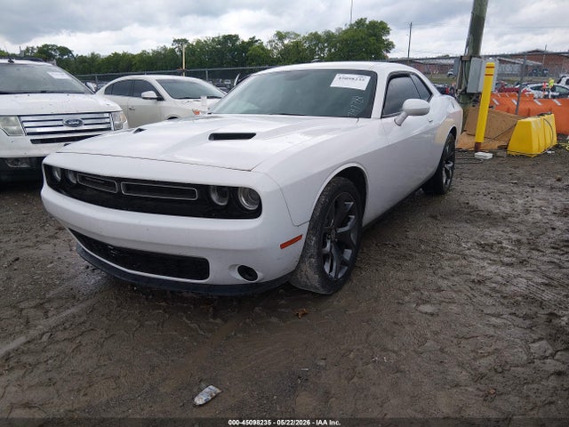 Dodge Challenger Sxt