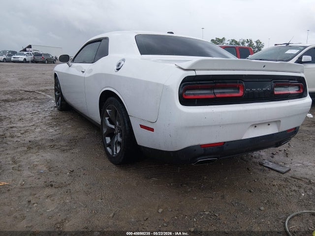Dodge Challenger Sxt