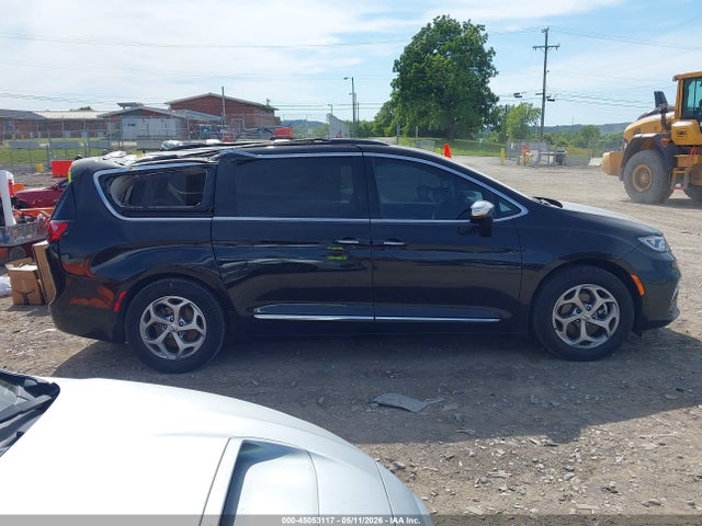 Chrysler Pacifica Limited