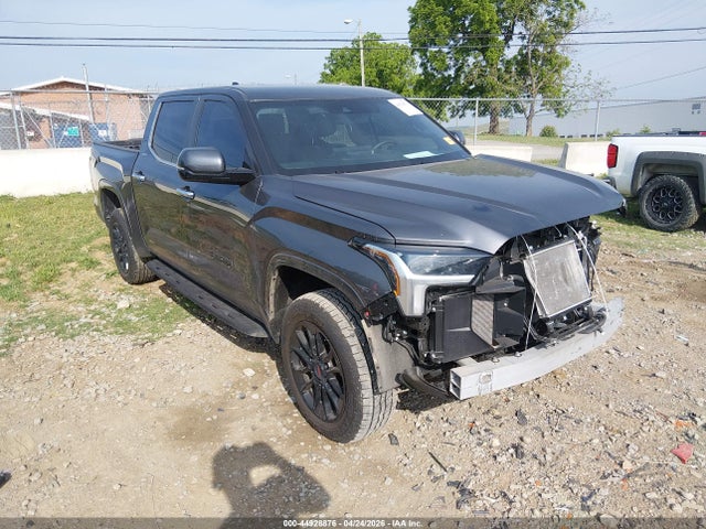 Salvage Toyota Tundra Image