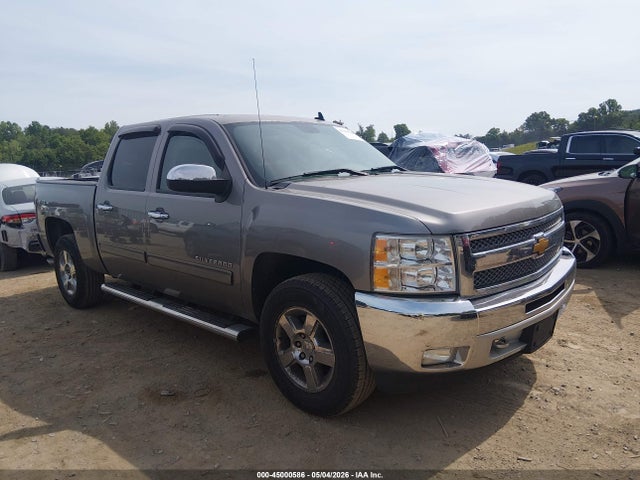 Salvage Chevrolet Silverado 1500 Image