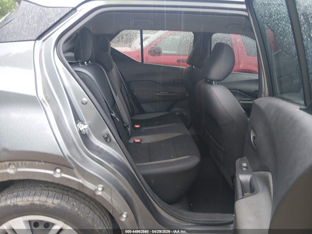 Nissan Kicks S