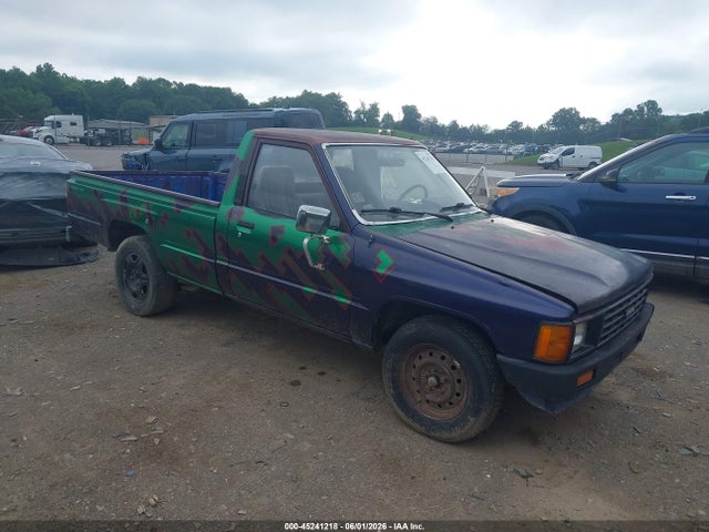 Salvage Toyota Pickup Image