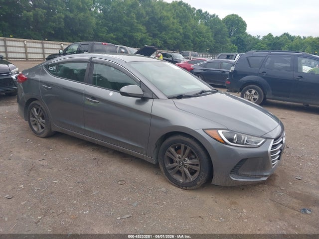 Salvage Hyundai ELANTRA Image