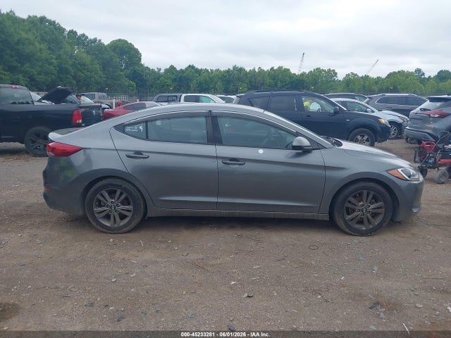 Hyundai ELANTRA Sel