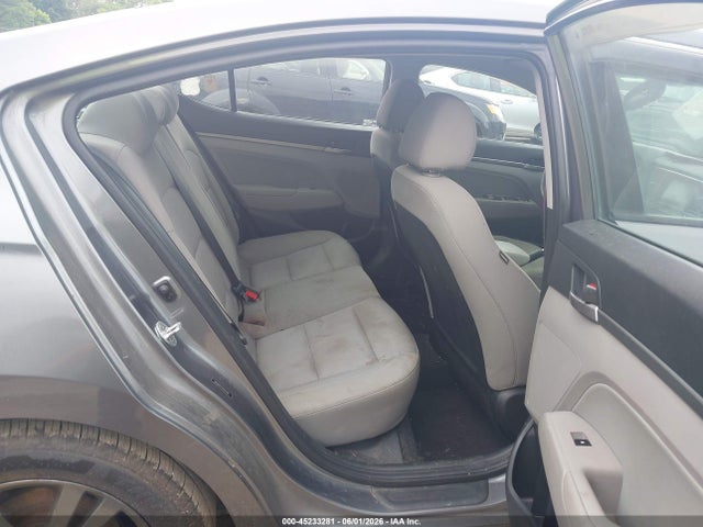 Hyundai ELANTRA Sel