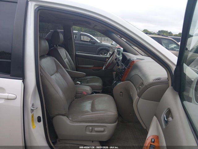 Toyota Sienna Limited