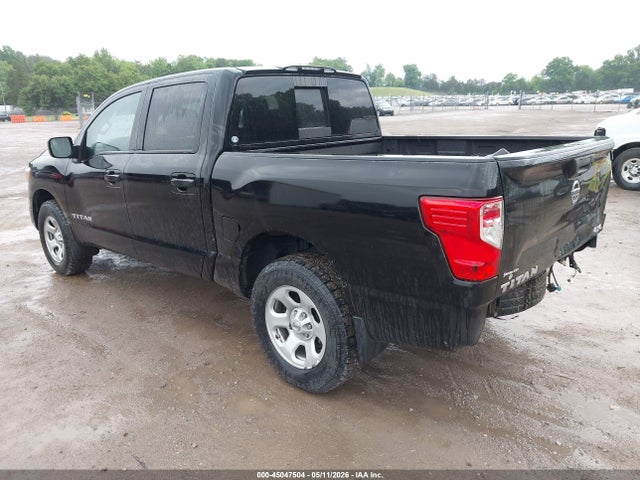 Nissan Titan S 4x4