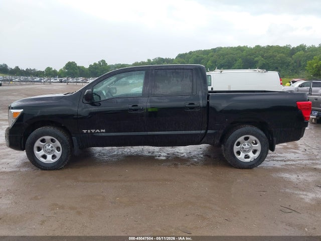 Nissan Titan S 4x4