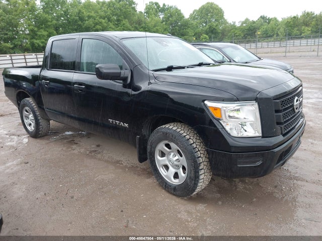 Salvage Nissan Titan Image