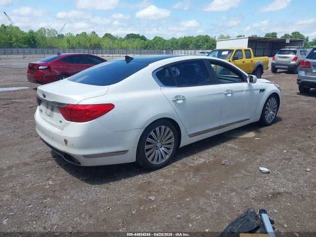 Kia K900 Premium