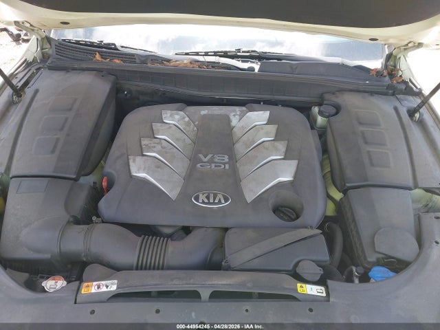 Kia K900 Premium