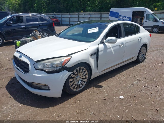 Kia K900 Premium