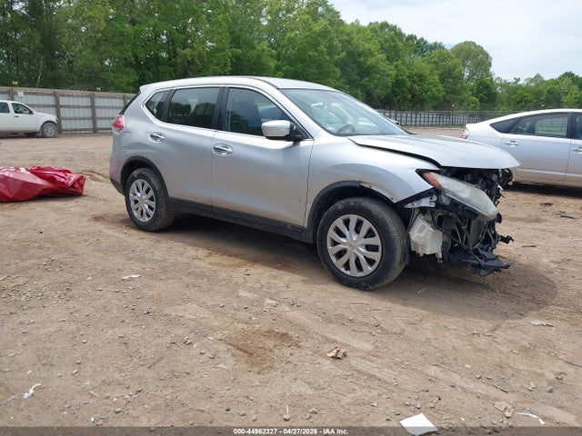 Salvage Nissan Rogue Image