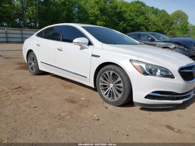 Salvage Buick LaCrosse Image