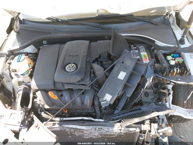 Volkswagen Passat 2.5l Se