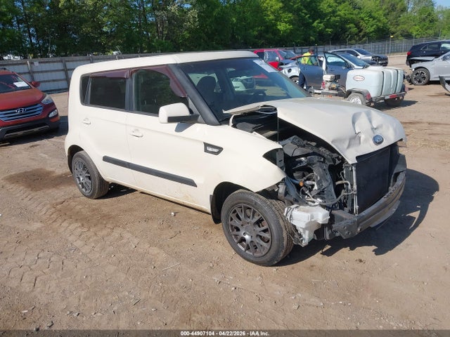 Salvage Kia Soul Image