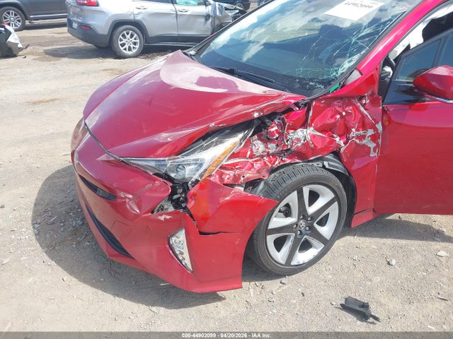 Toyota Prius Three Touring