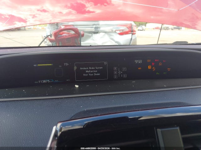 Toyota Prius Three Touring