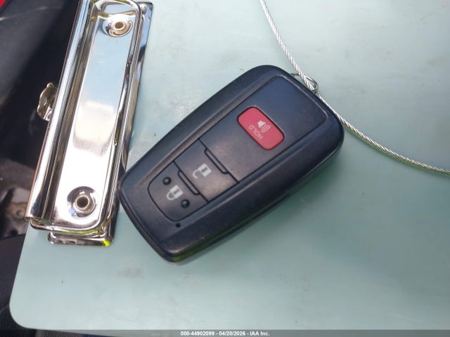 Toyota Prius Three Touring