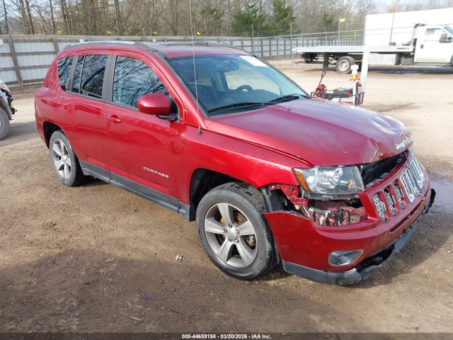 Salvage Jeep Compass Image