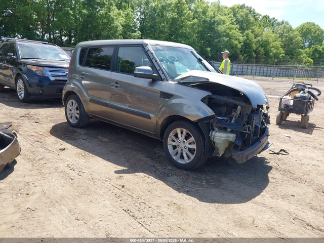 Salvage Kia Soul Image