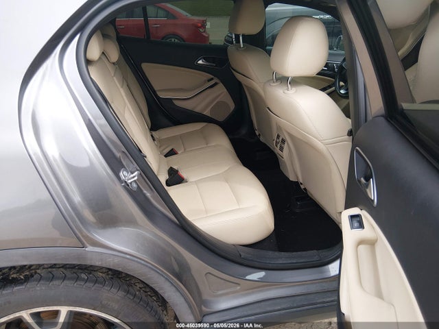Mercedes-Benz GLA 4matic