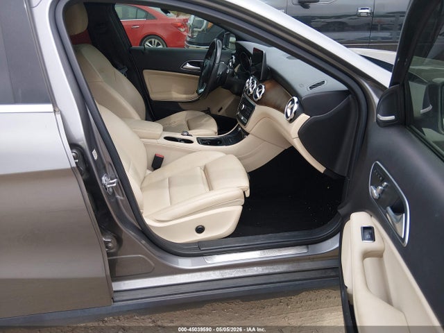 Mercedes-Benz GLA 4matic