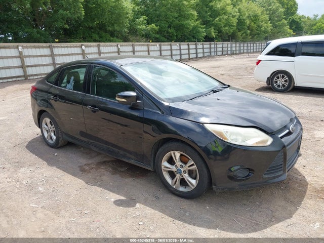 Salvage Ford Focus Image