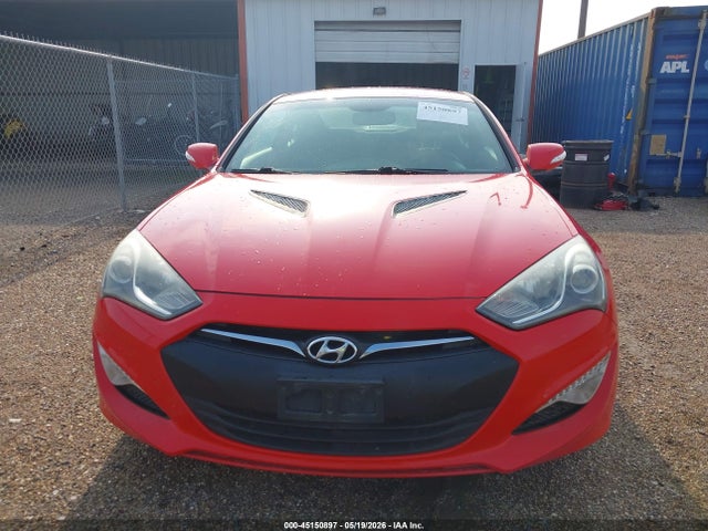 Hyundai Genesis 3.8 Base