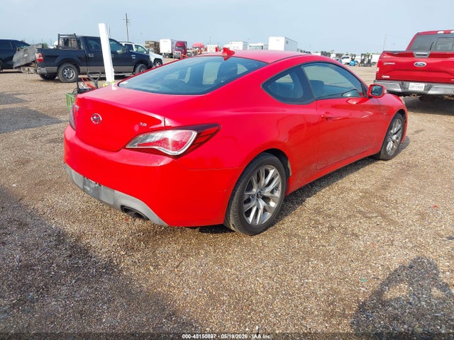 Hyundai Genesis 3.8 Base