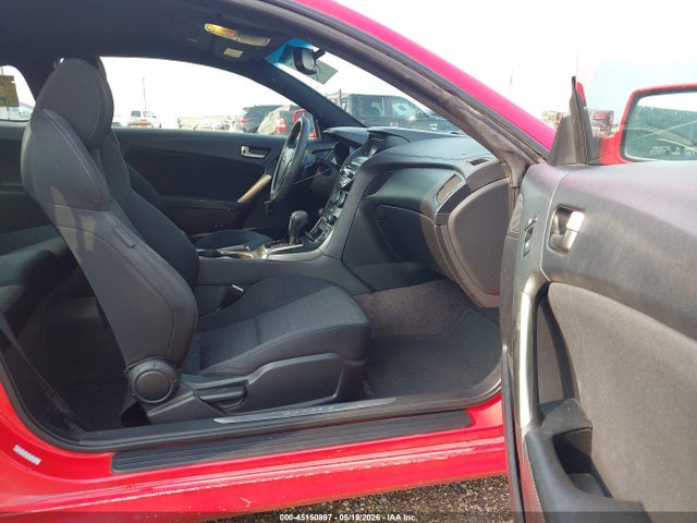 Hyundai Genesis 3.8 Base