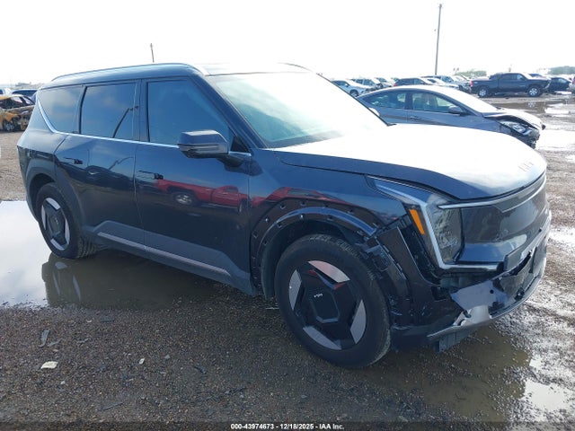 Salvage Kia Ev9 Image