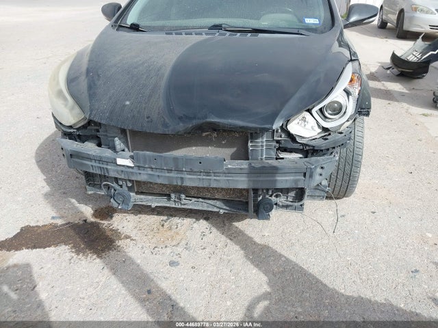 Hyundai ELANTRA Limited