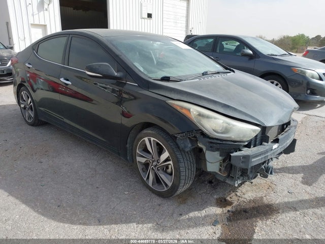 Salvage Hyundai ELANTRA Image