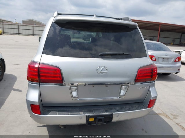 Lexus LX 570