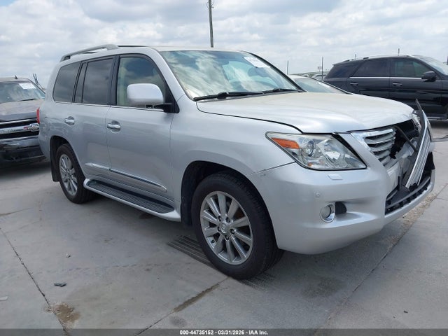 Salvage Lexus LX 570 Image