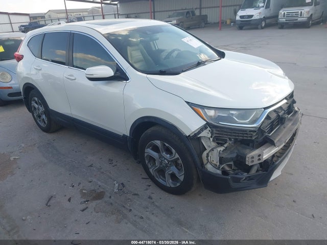 Salvage Honda CR-V Image