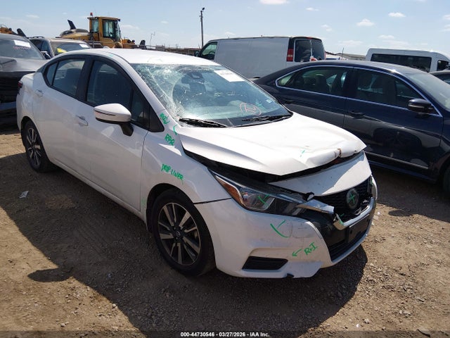 Salvage Nissan Versa Image